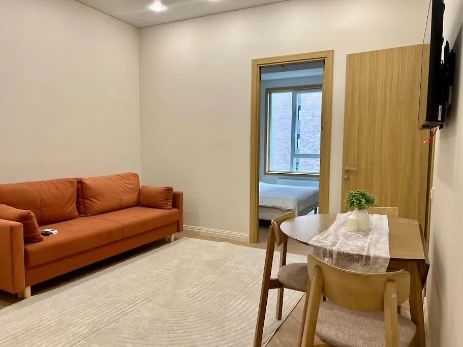 Urban Miracle Apartment アルマトイ カザフスタン